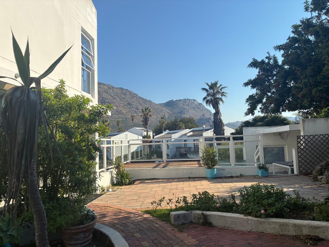 Image 5 of 6