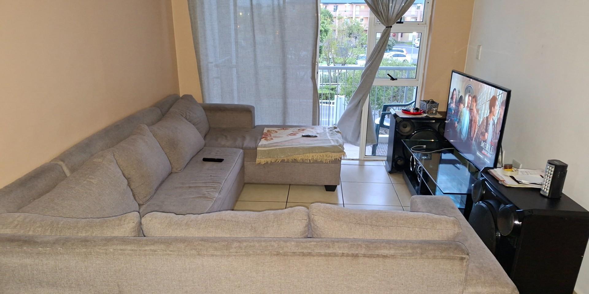 Image 4 of 6