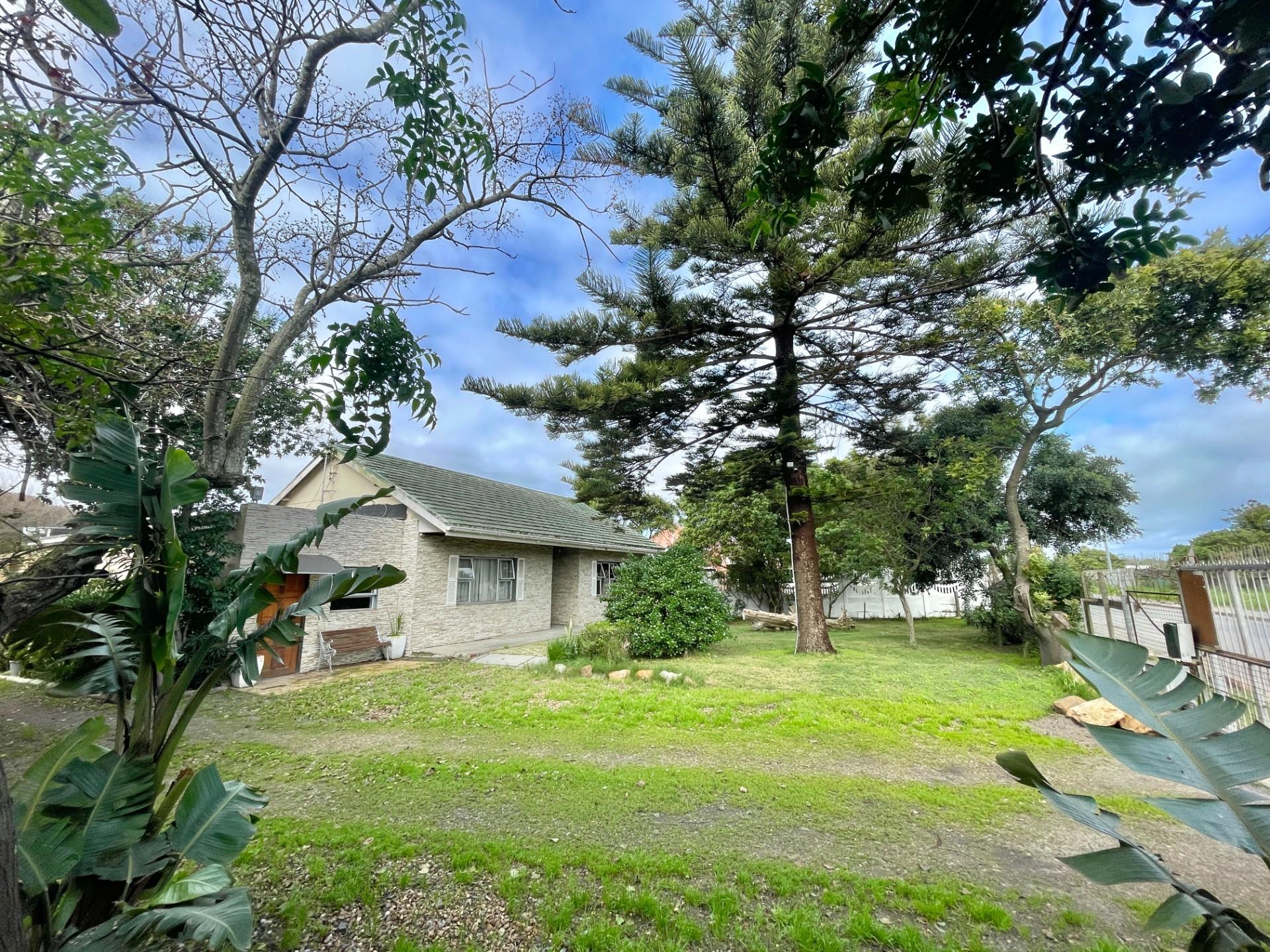 Image 2 of 6