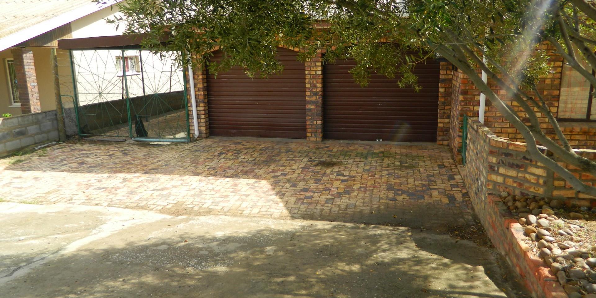 Image 2 of 6