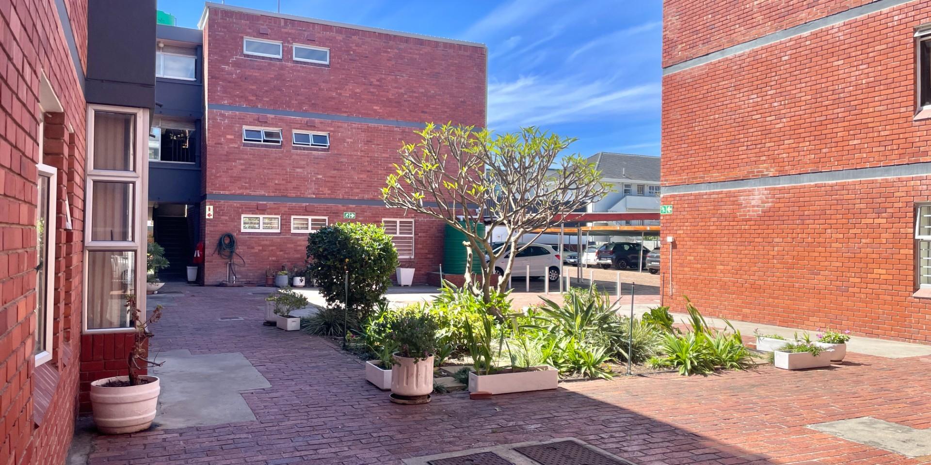 Image 2 of 6