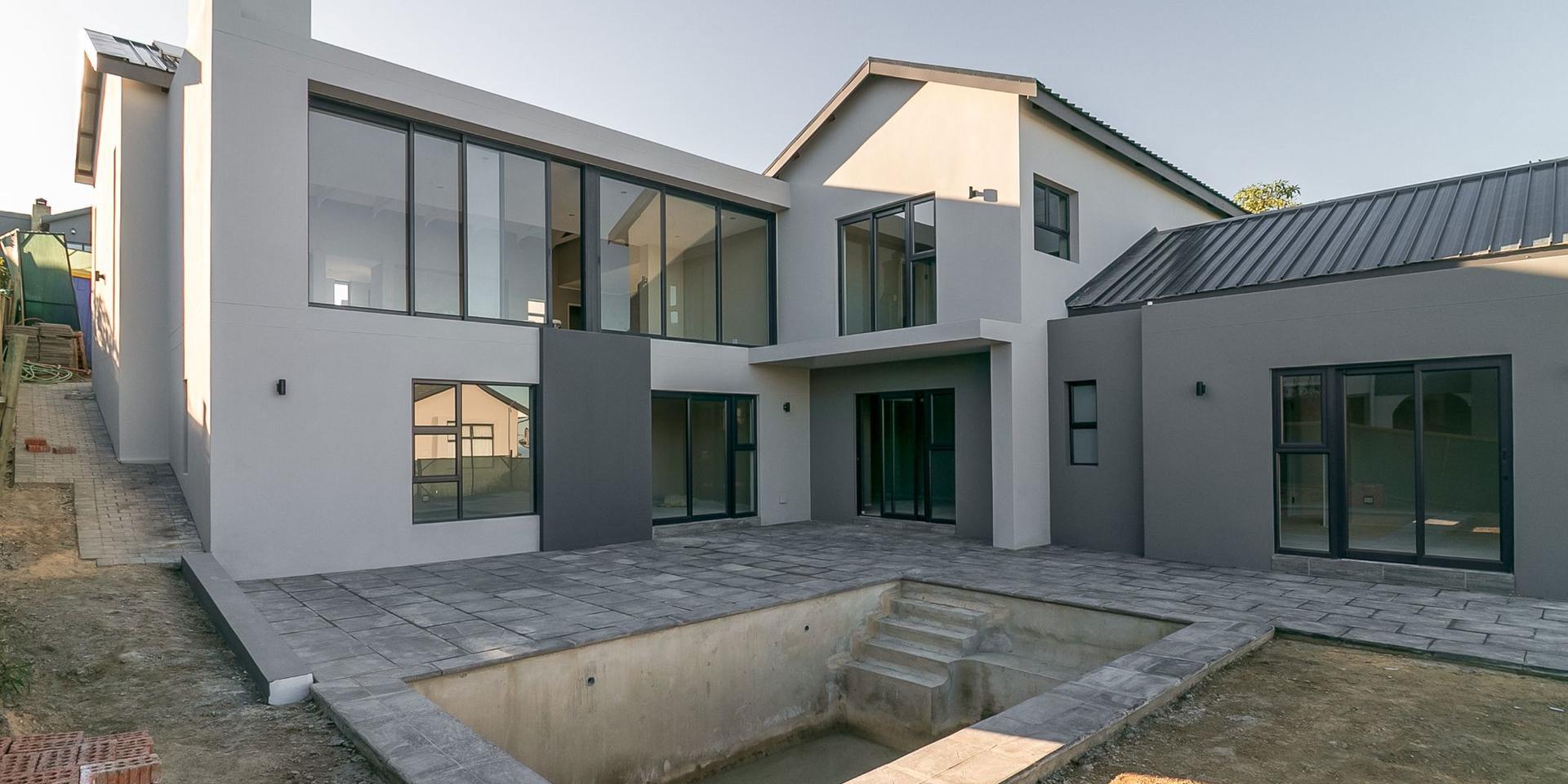 Image 4 of 6