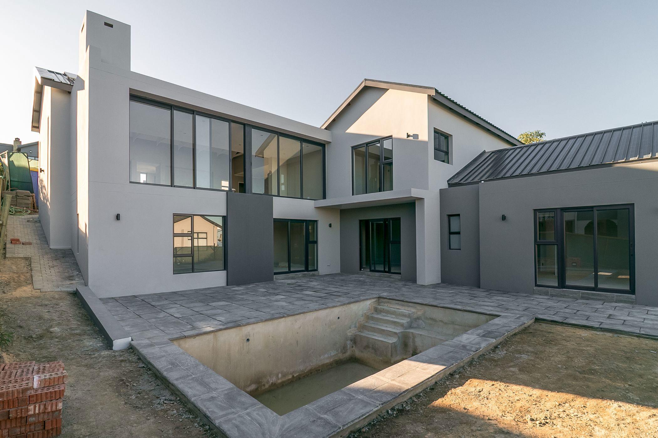 Image 4 of 6