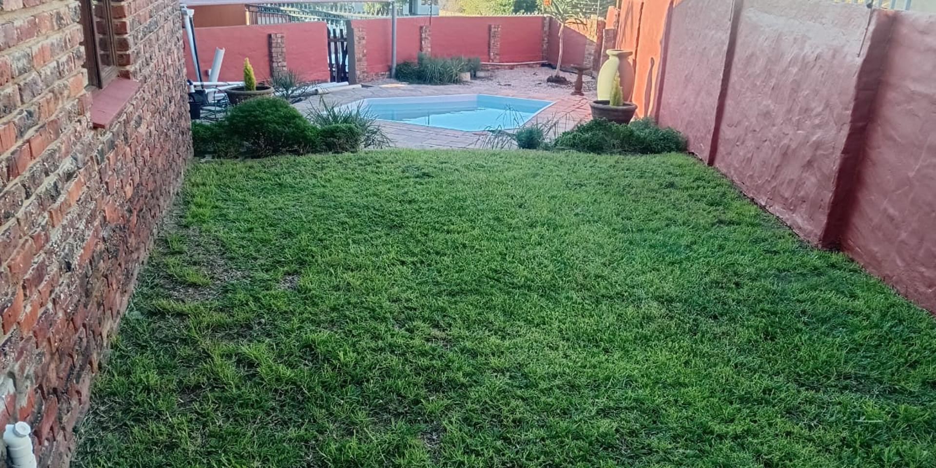 Image 5 of 6