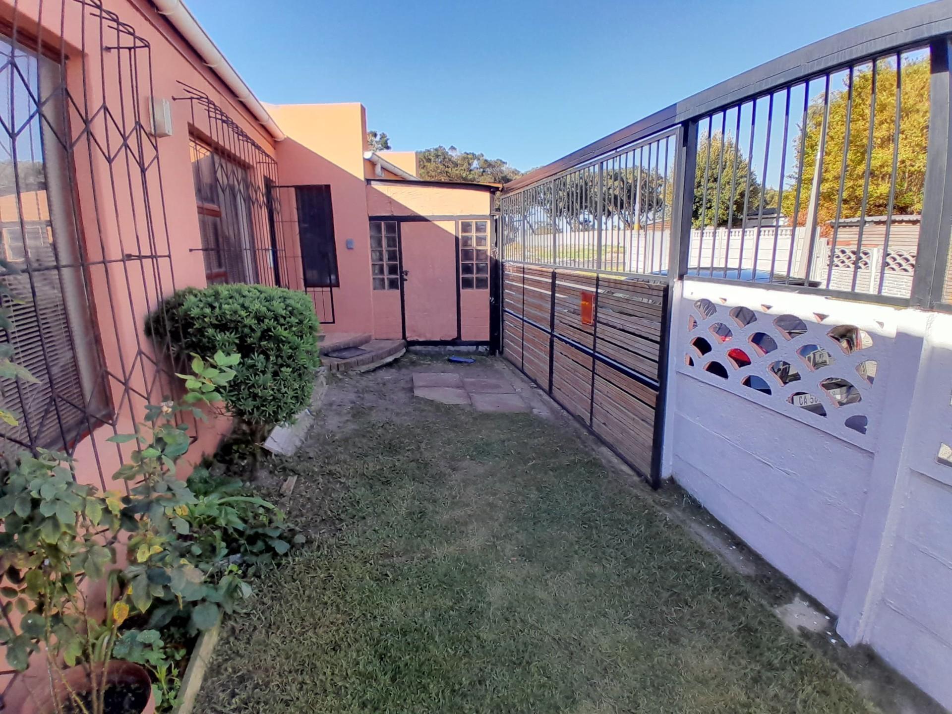 Image 2 of 6
