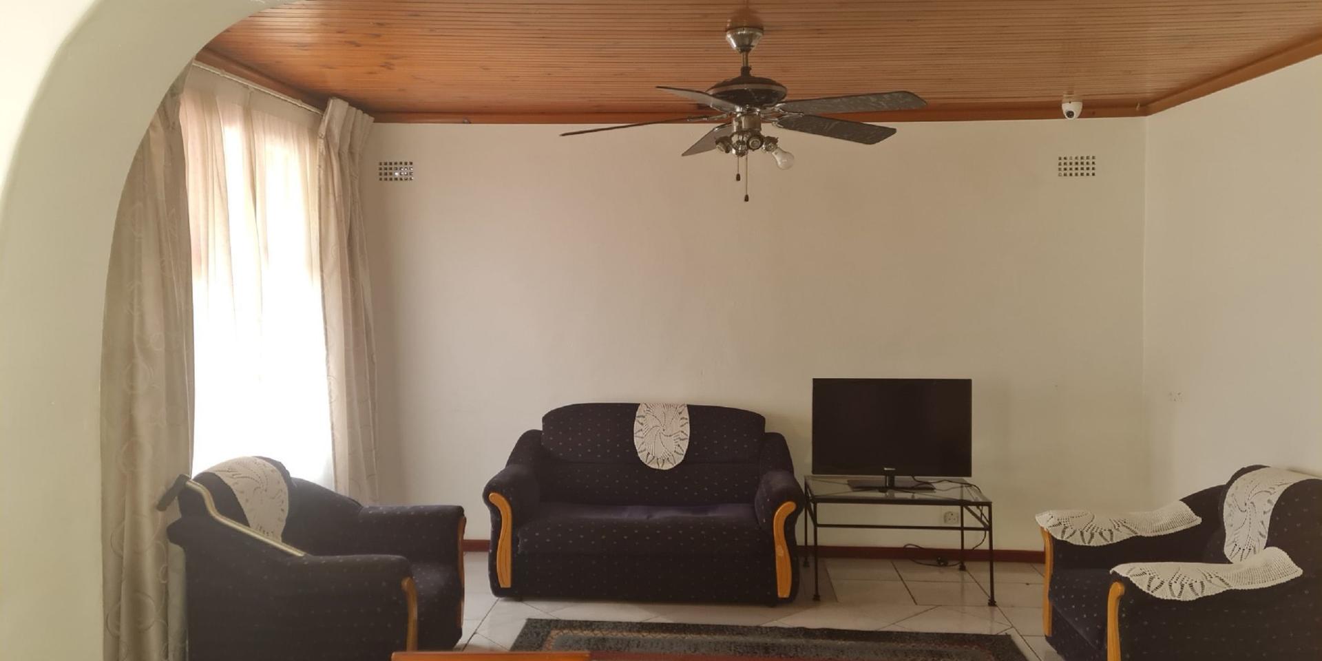 Image 2 of 6