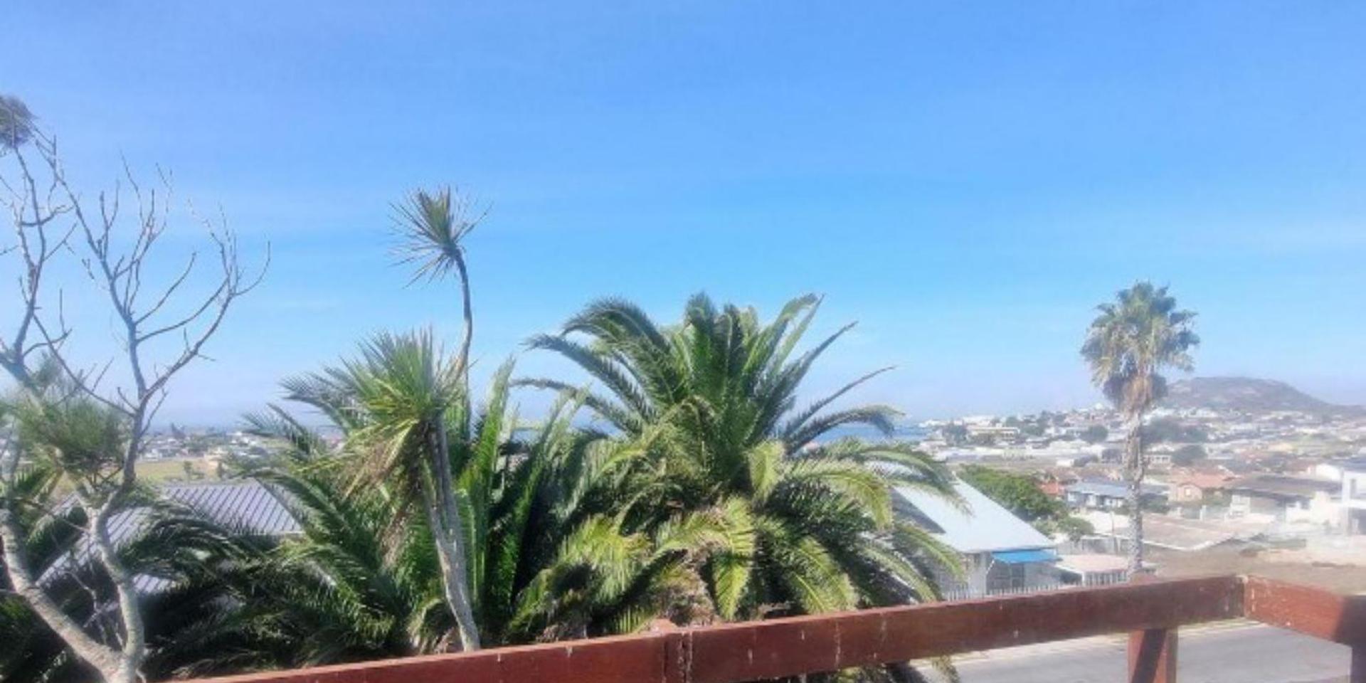 Image 2 of 6