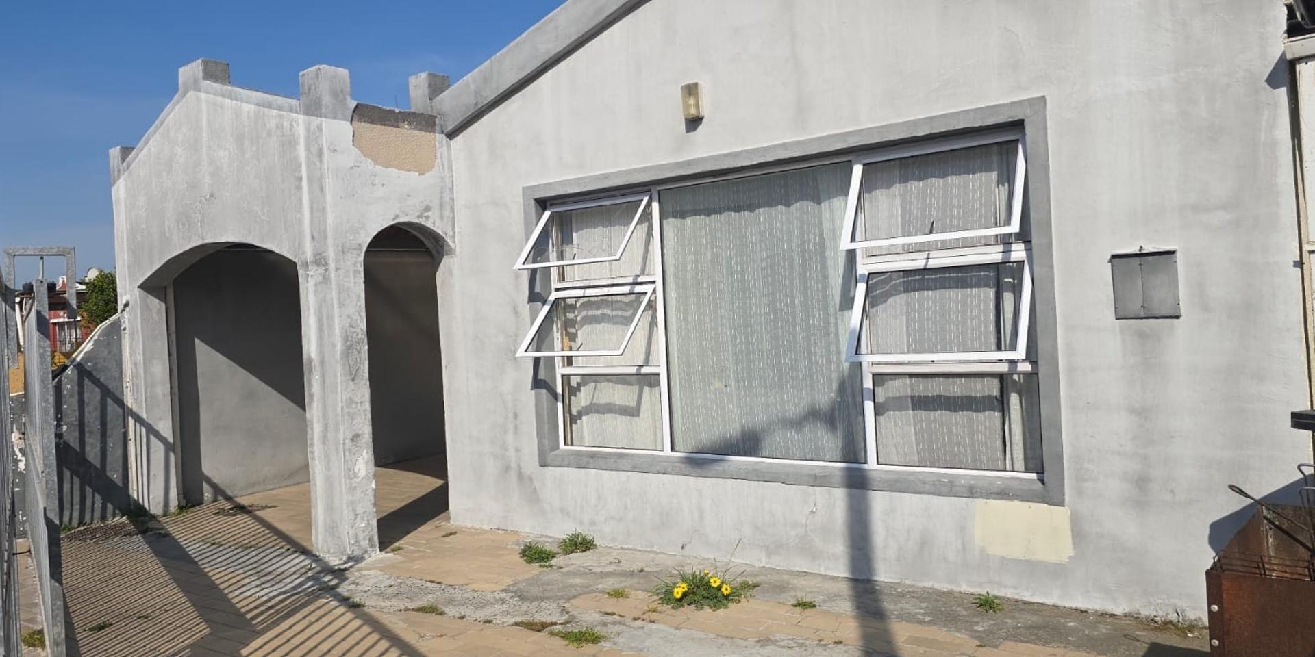 Image 1 of 6
