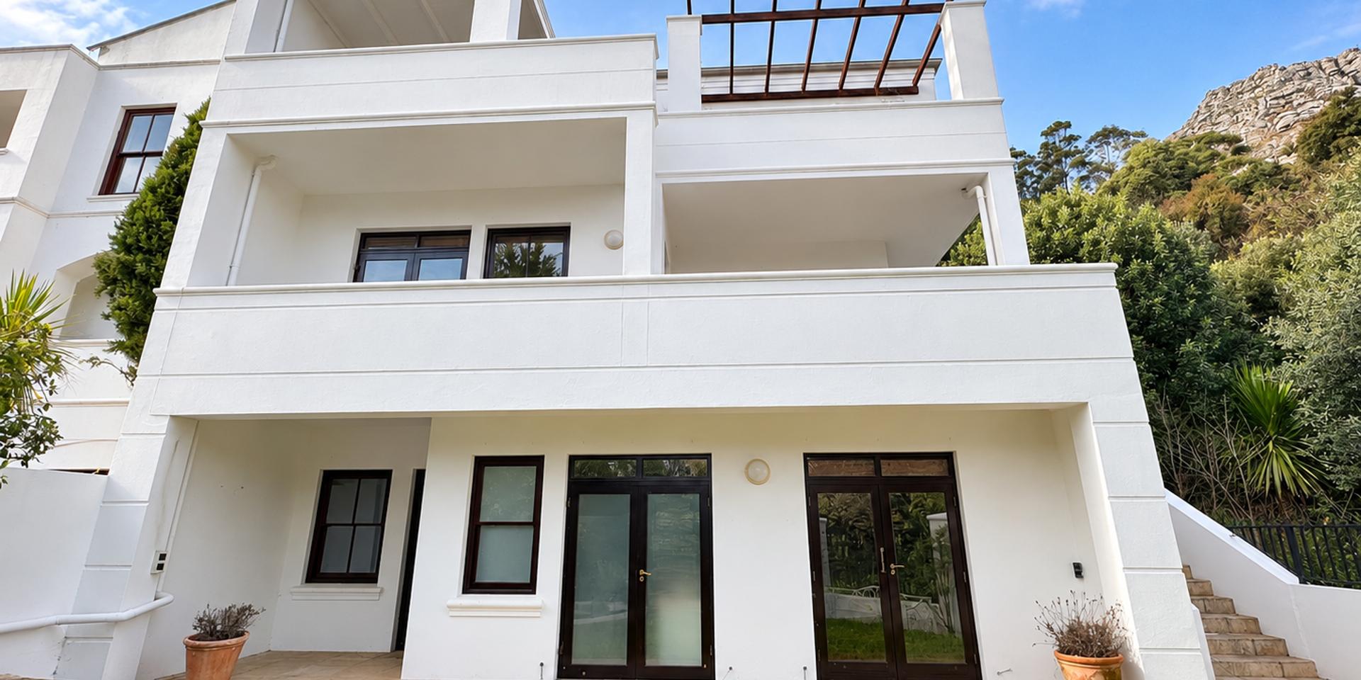 Image 2 of 6