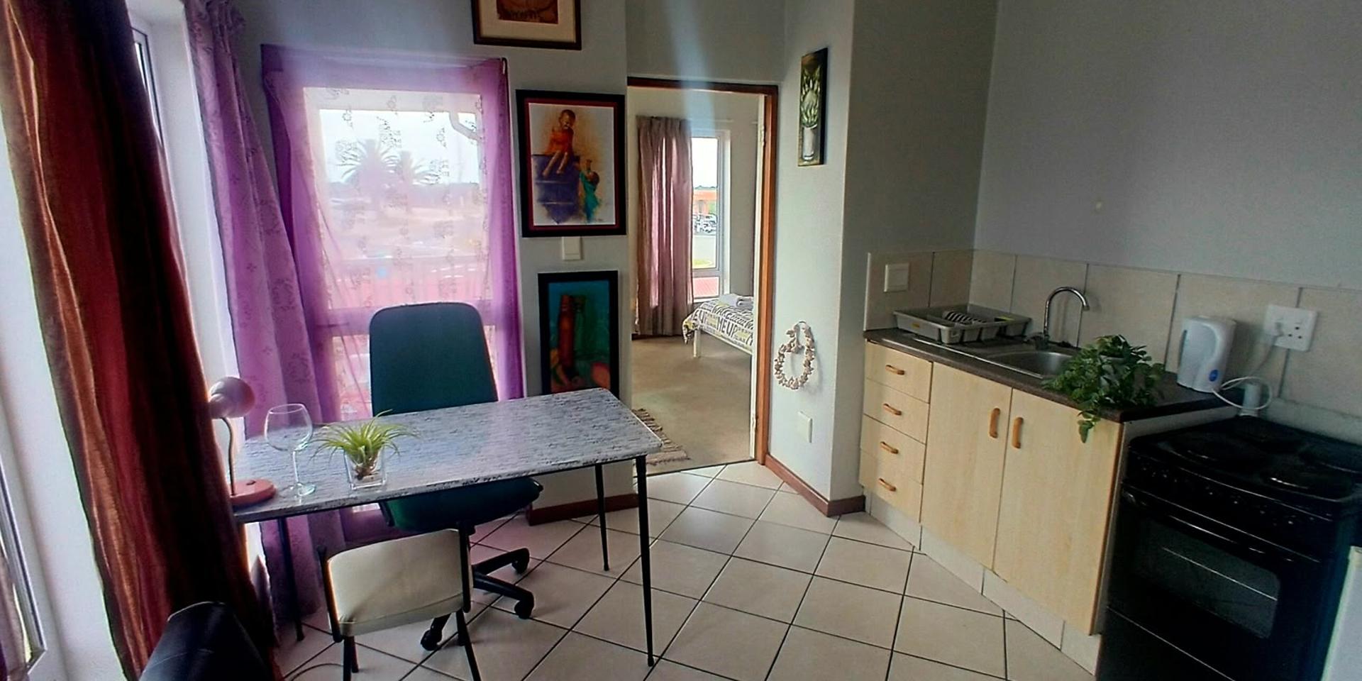Image 5 of 6