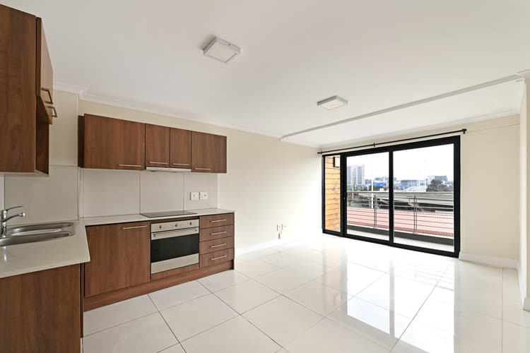 Main property image