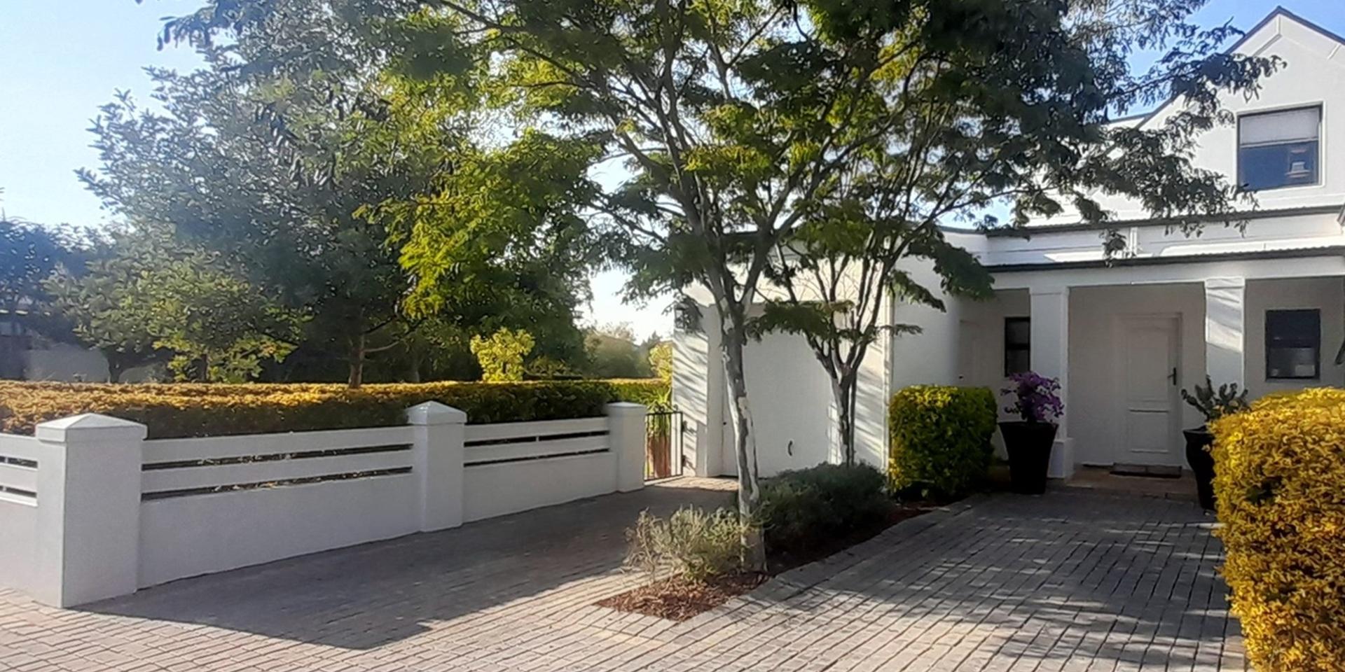 Image 4 of 6