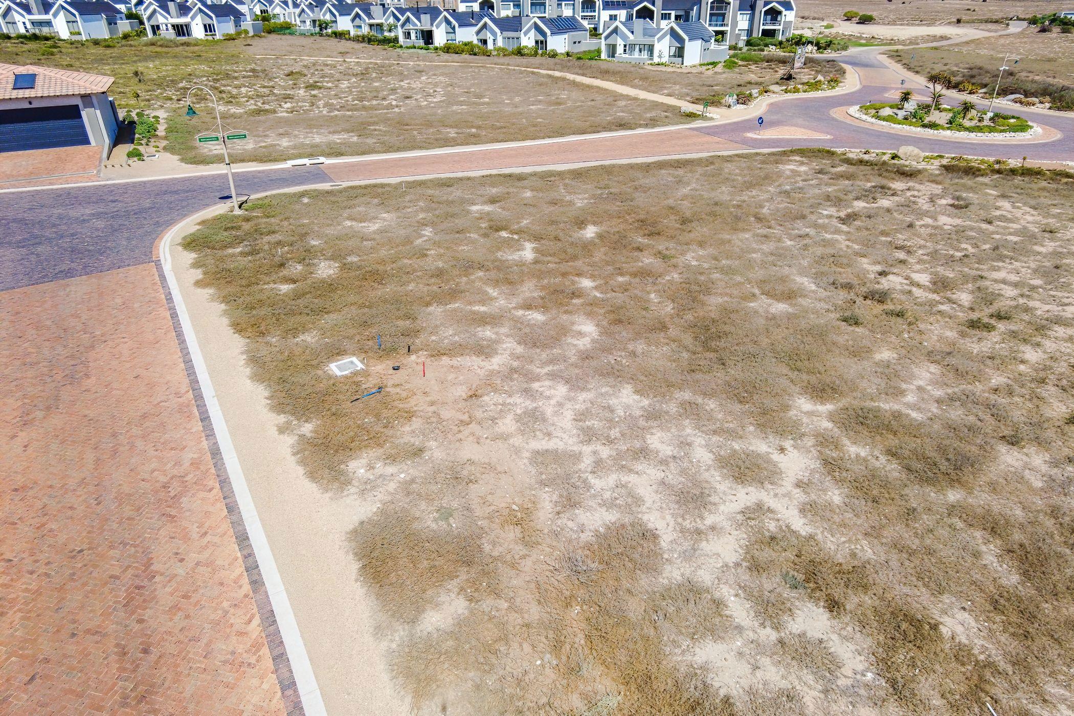Image 2 of 6
