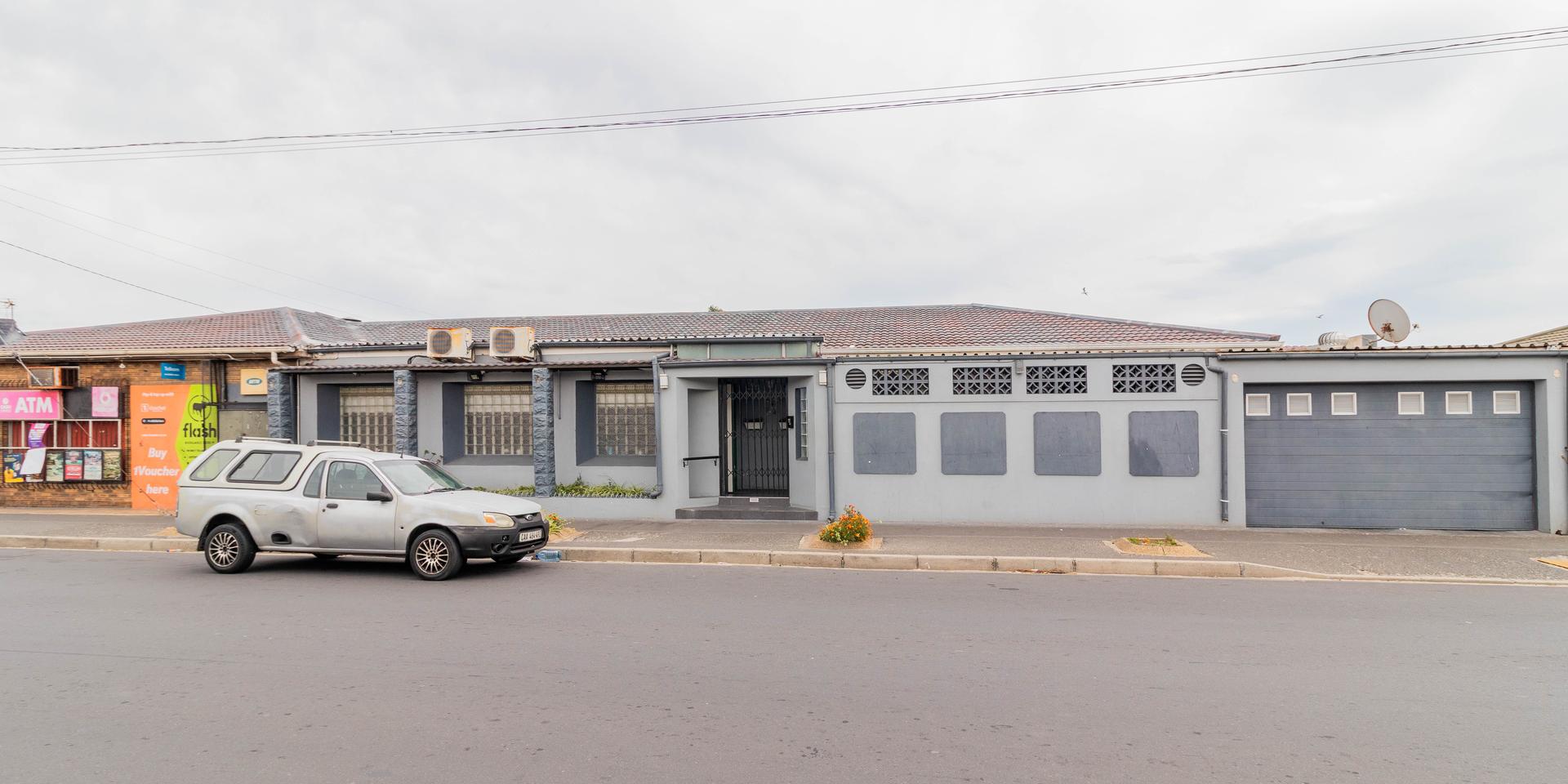 Image 1 of 6