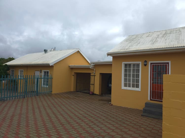 Main property image