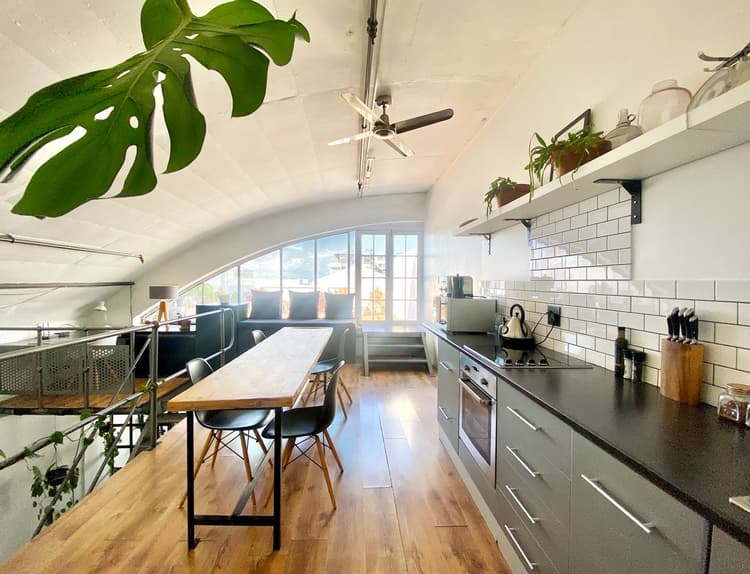 Main property image