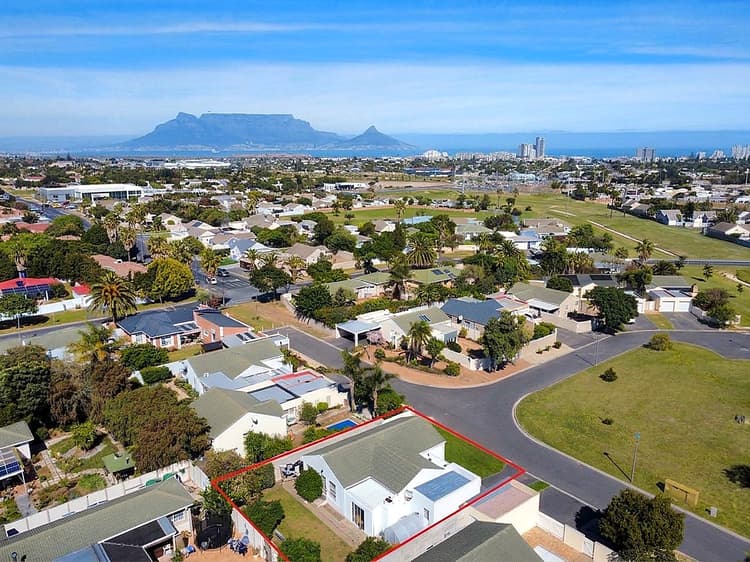 Main property image