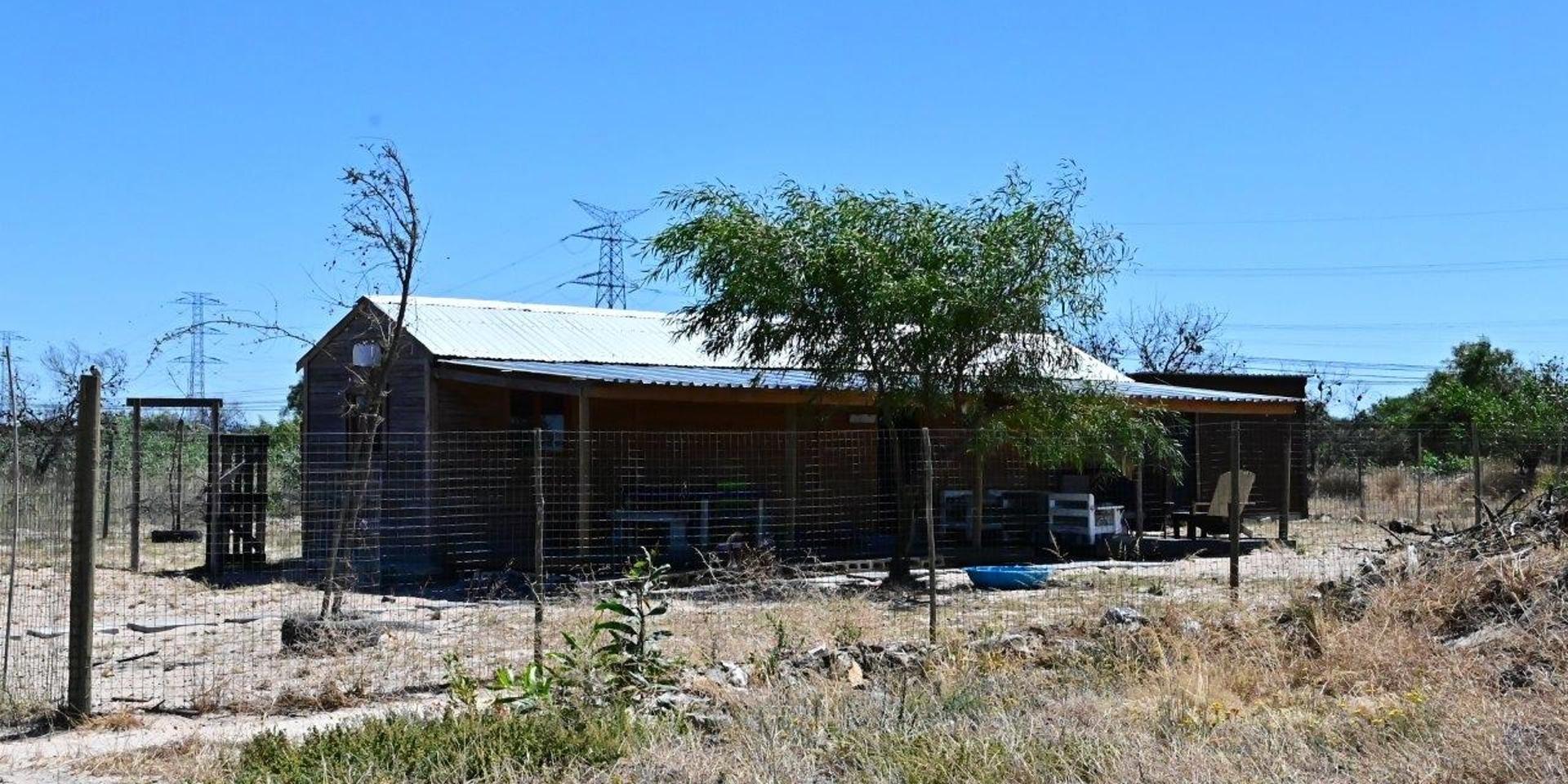 Image 5 of 6