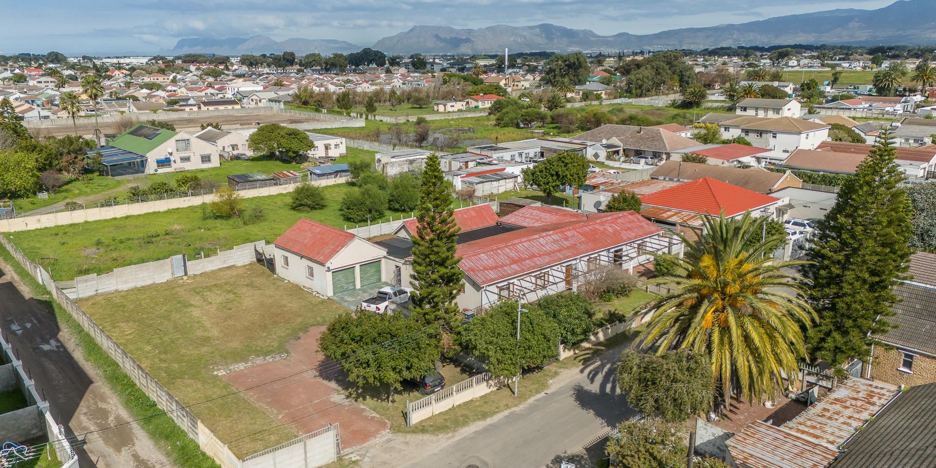 Image 1 of 6