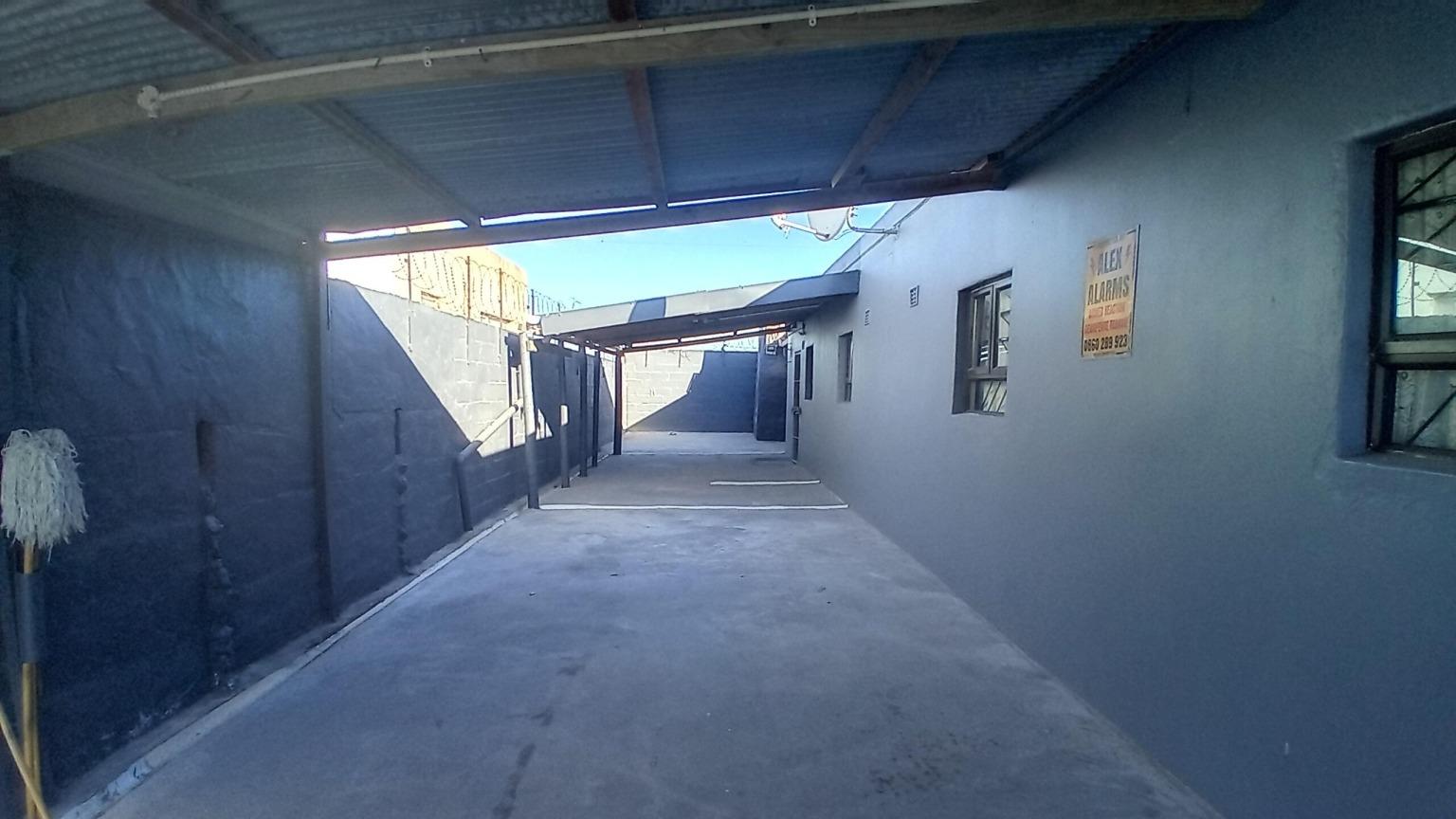Image 5 of 6