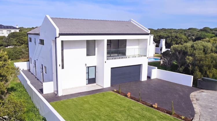 Main property image