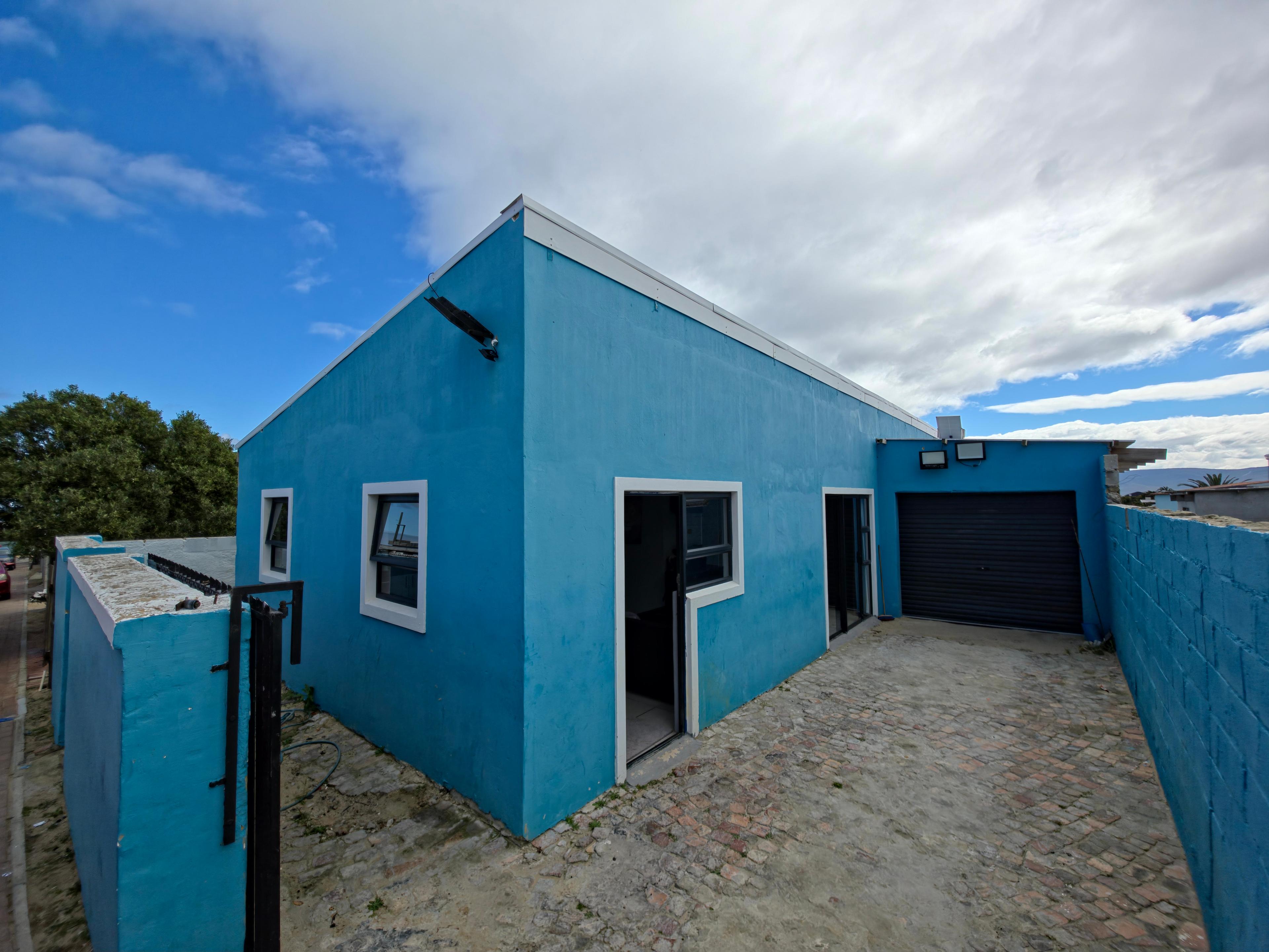 Image 1 of 6