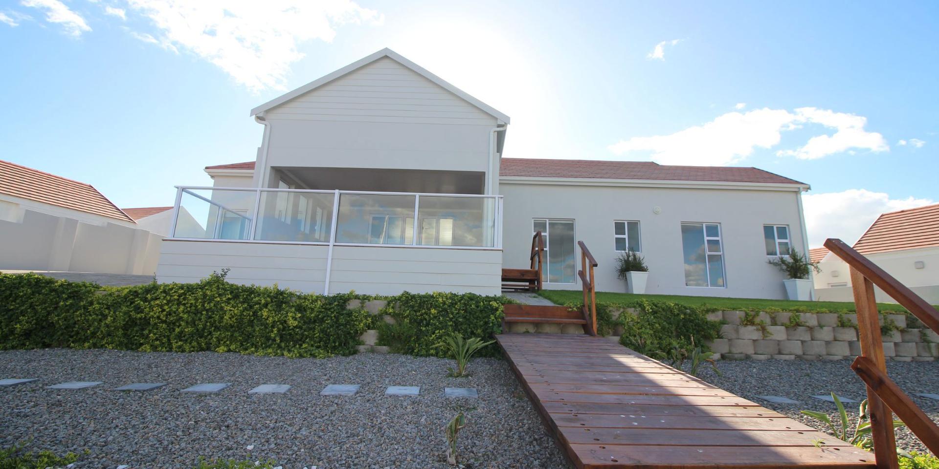 Image 4 of 6