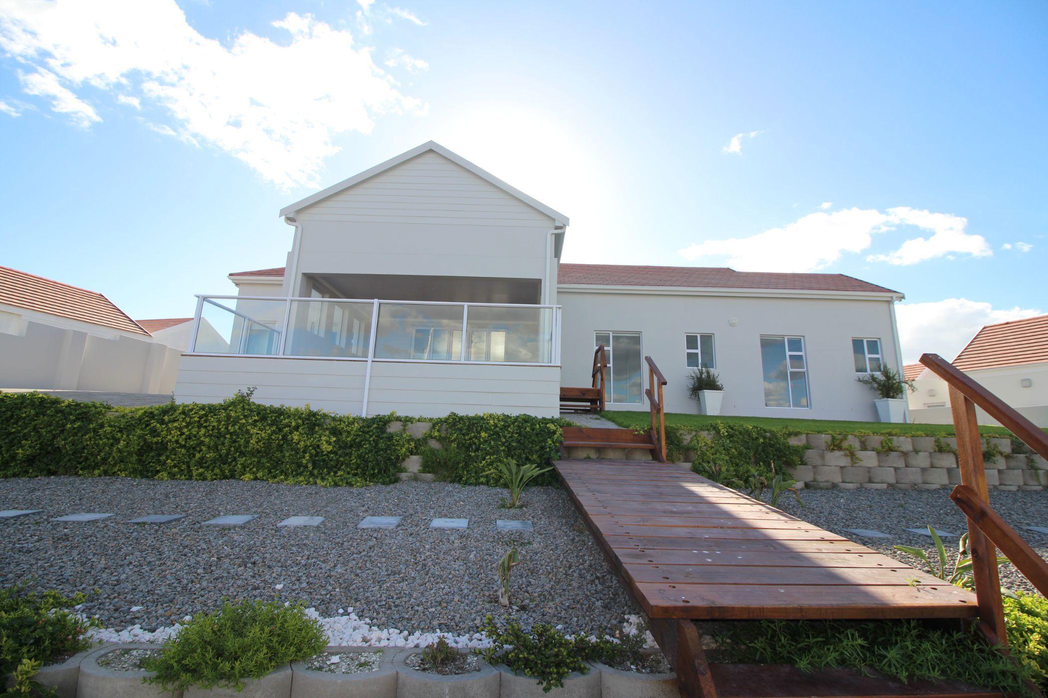 Image 4 of 6