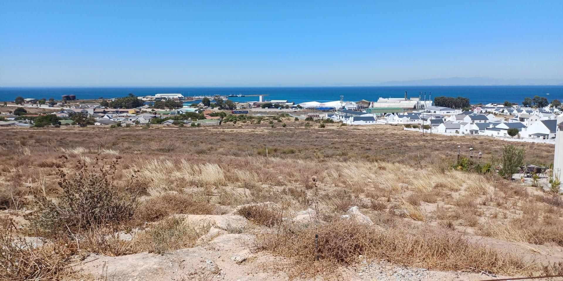 Image 4 of 6