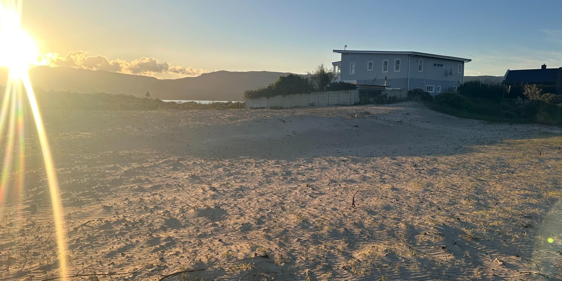 Image 3 of 6