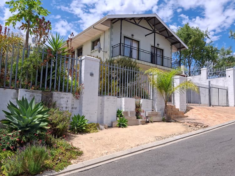 Main property image