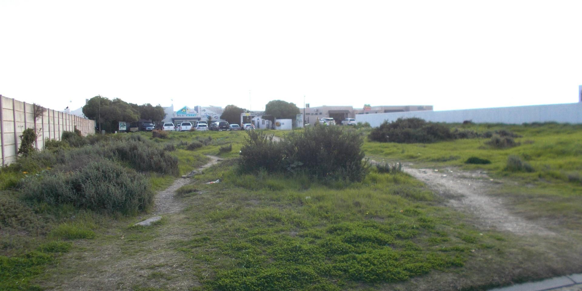 Image 2 of 6