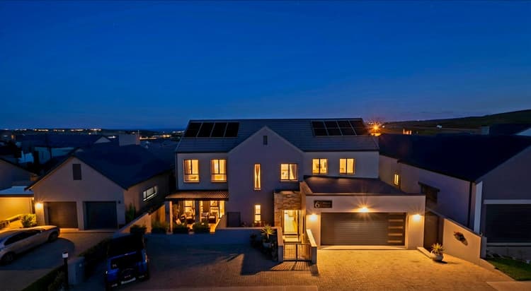 Main property image