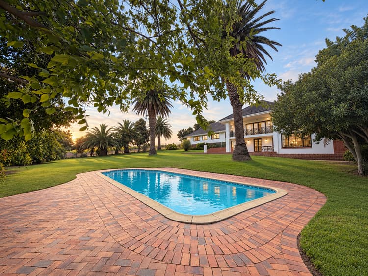 Main property image