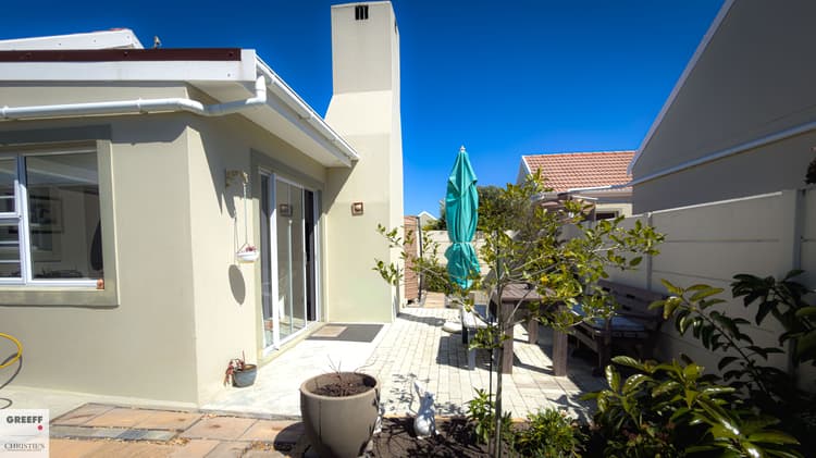 Main property image