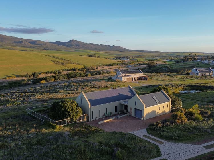 Main property image