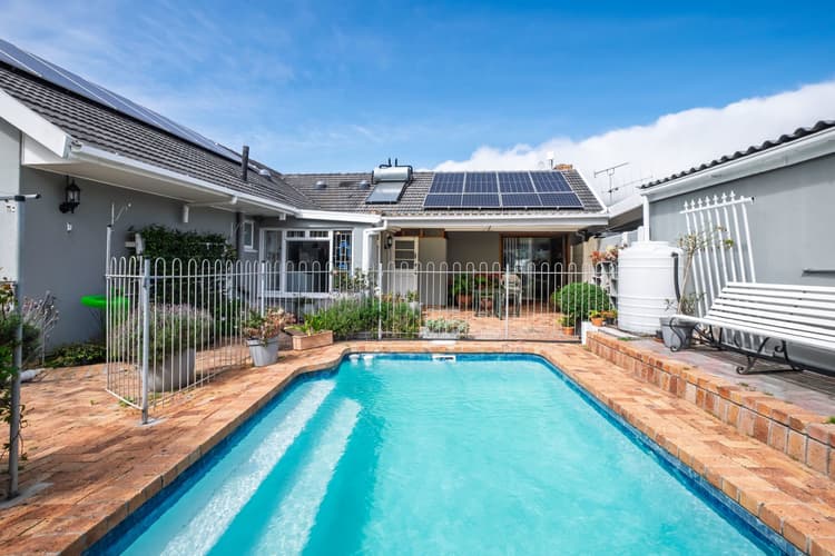 Main property image