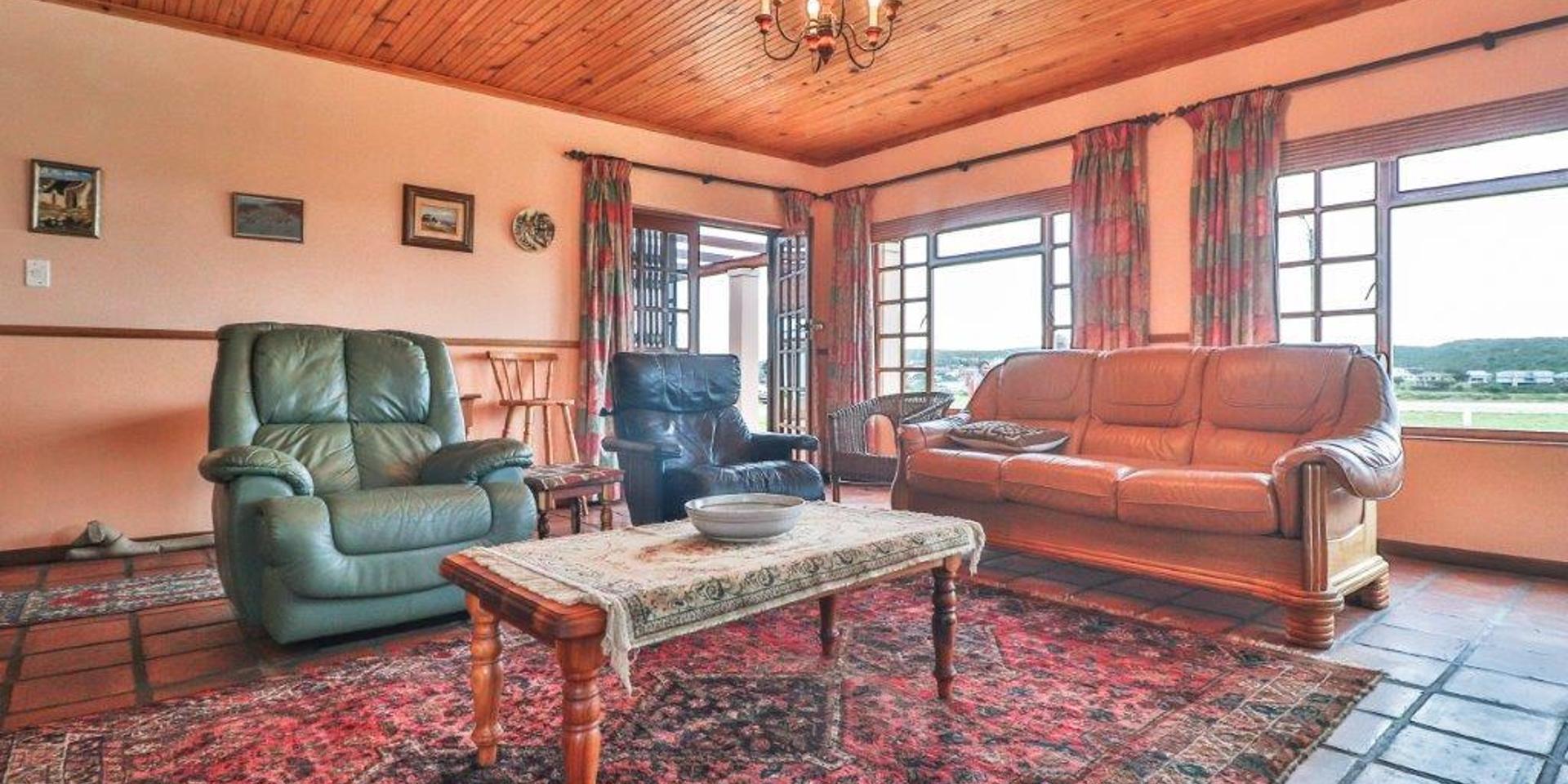 Image 4 of 6