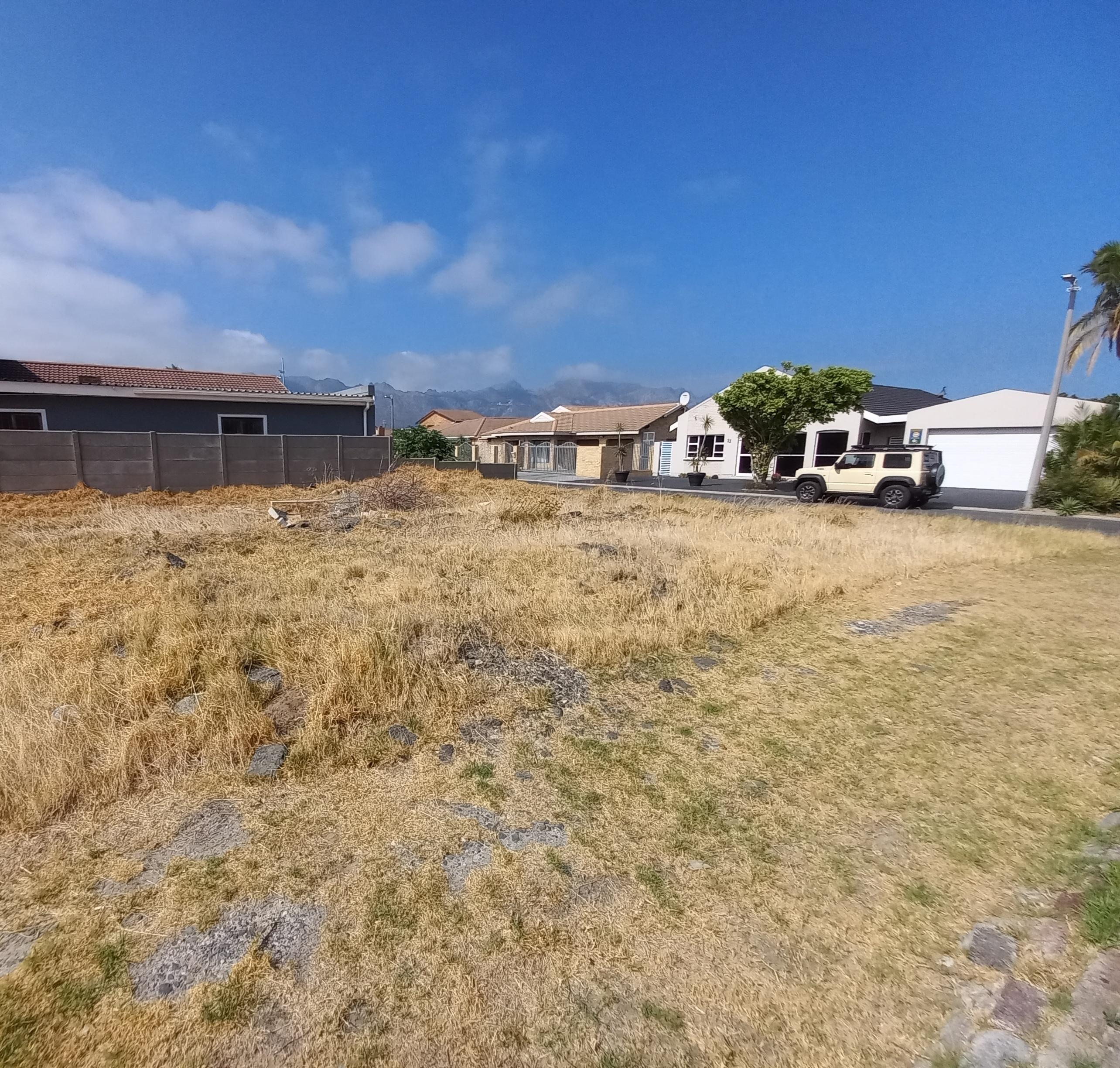 Image 2 of 6