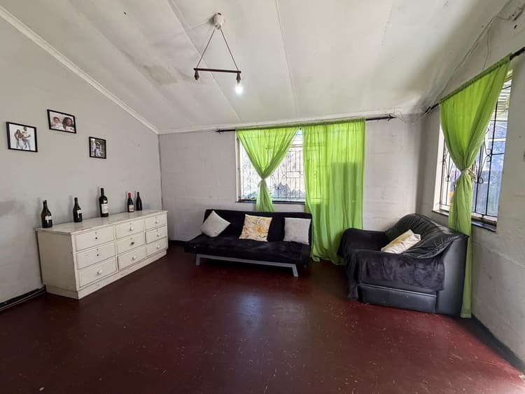 Main property image