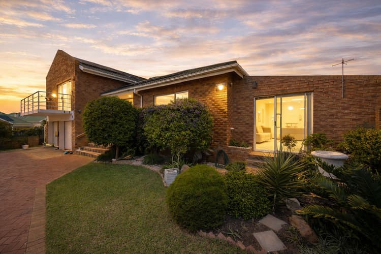 Main property image