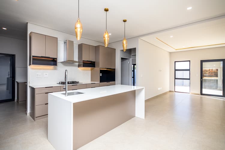 Main property image