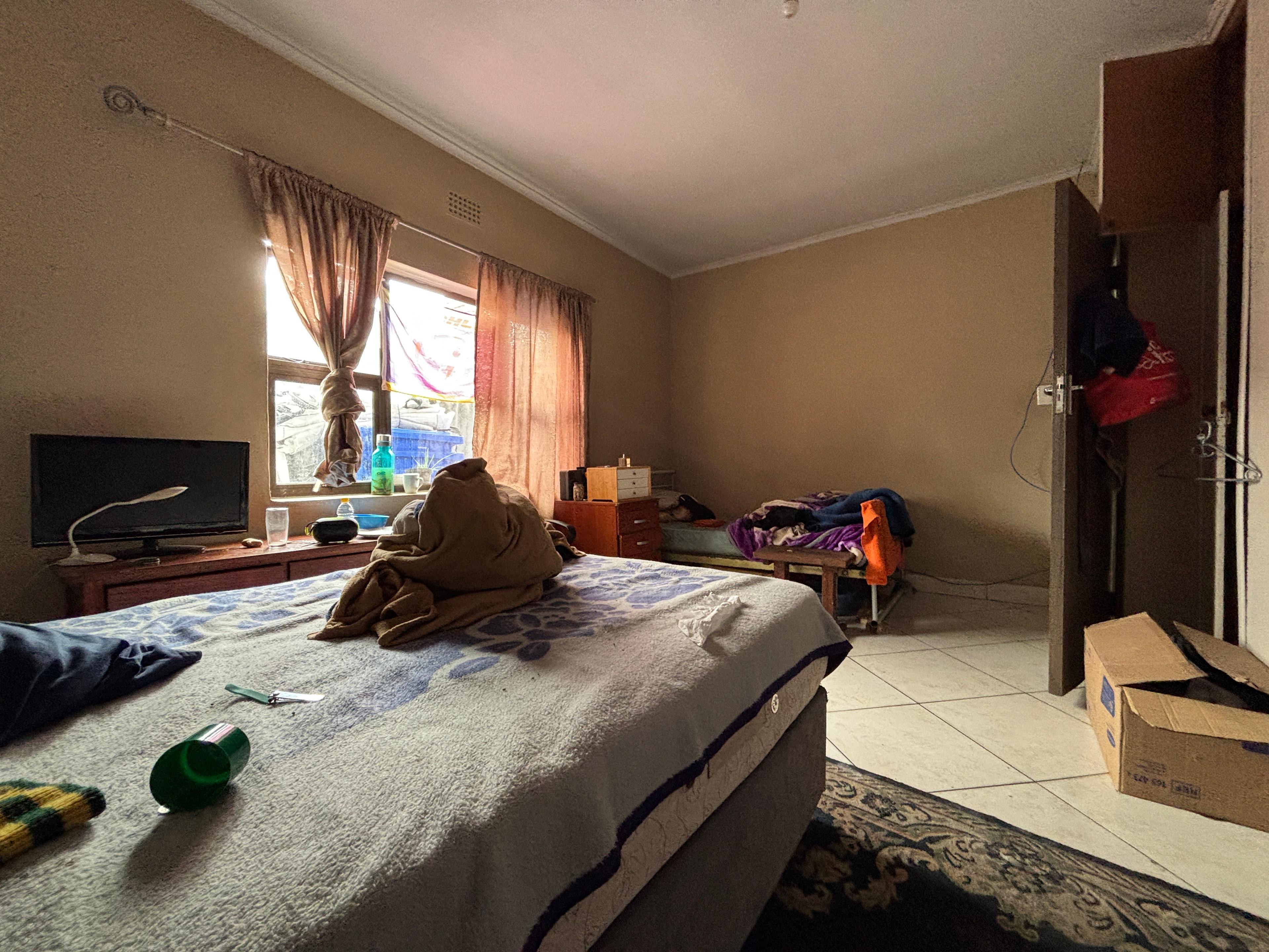 Image 10