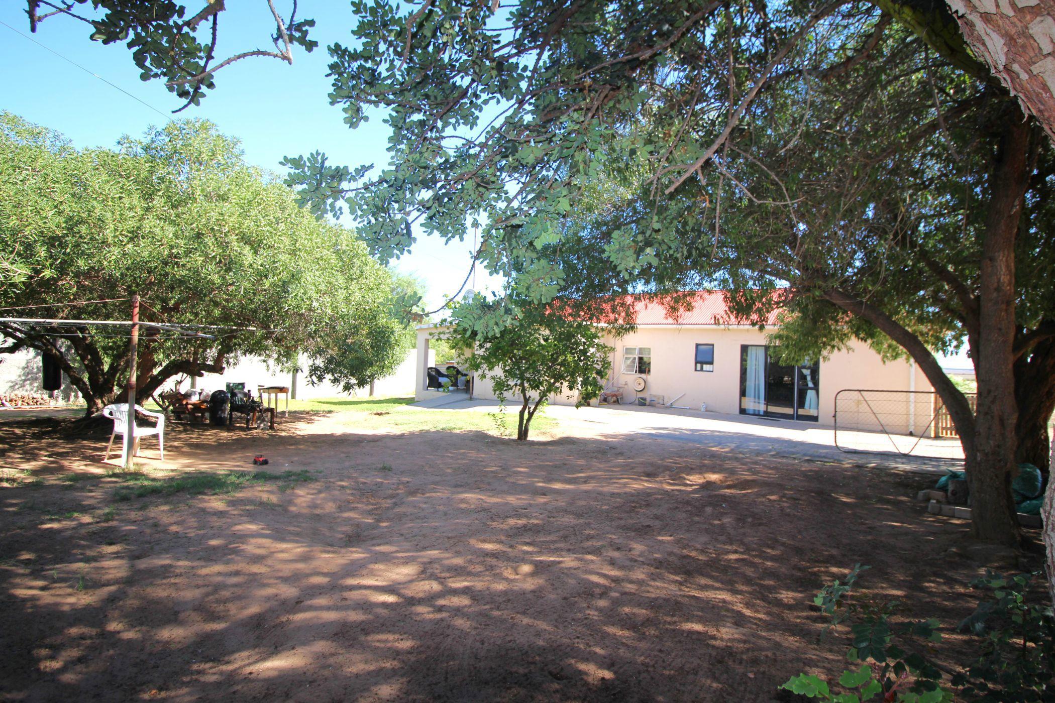 Image 3 of 6