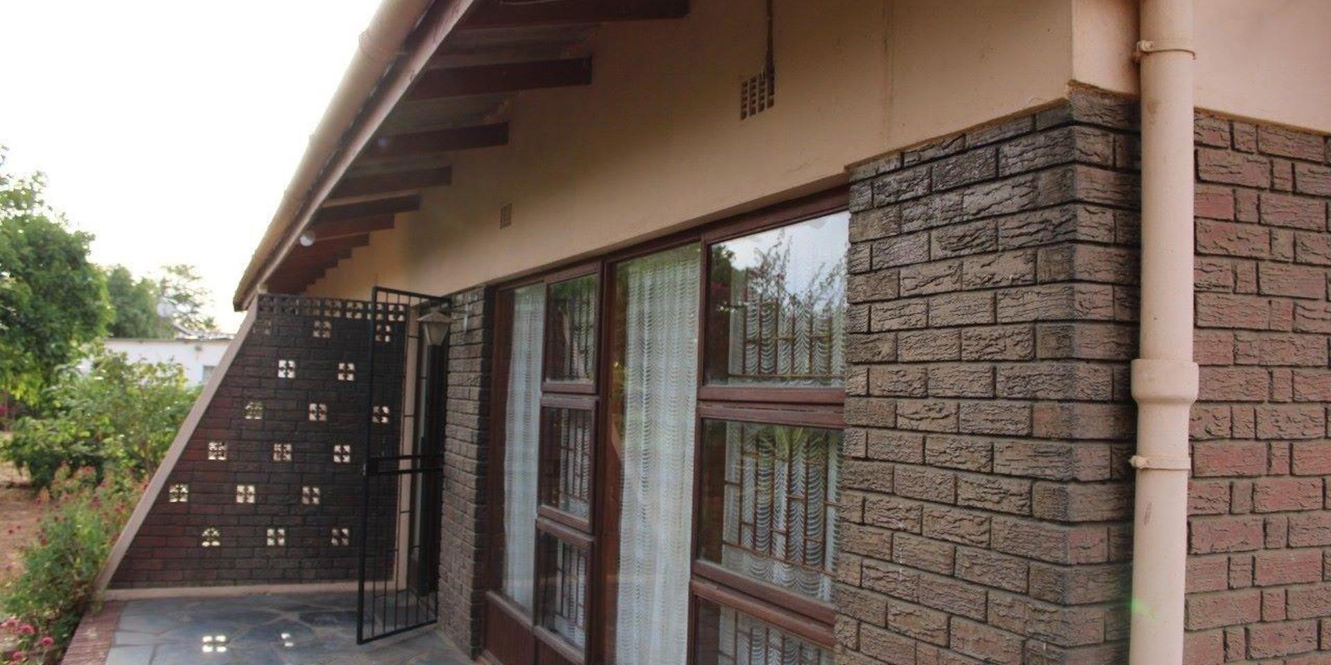 Image 1 of 6