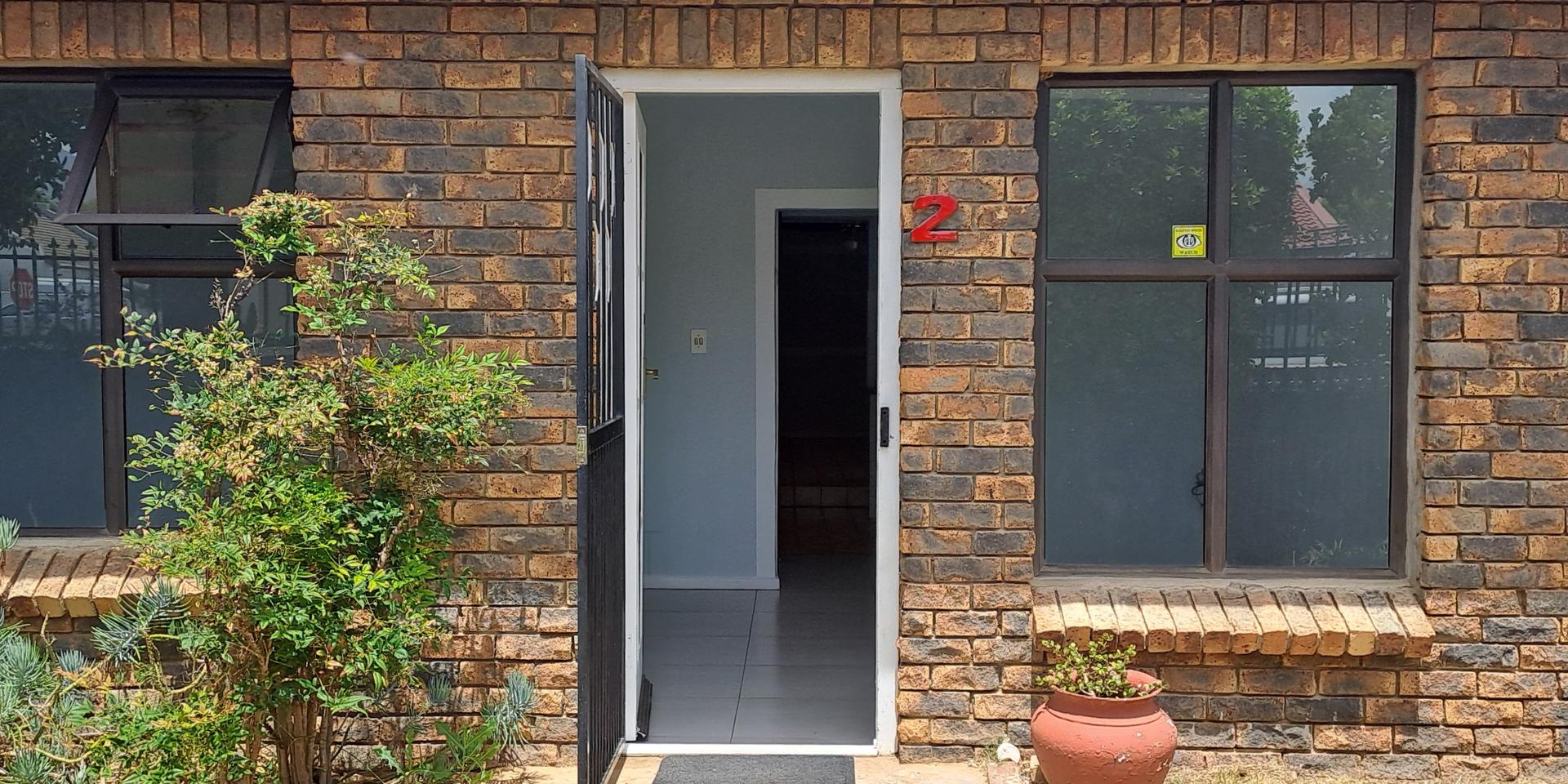 Image 2 of 6
