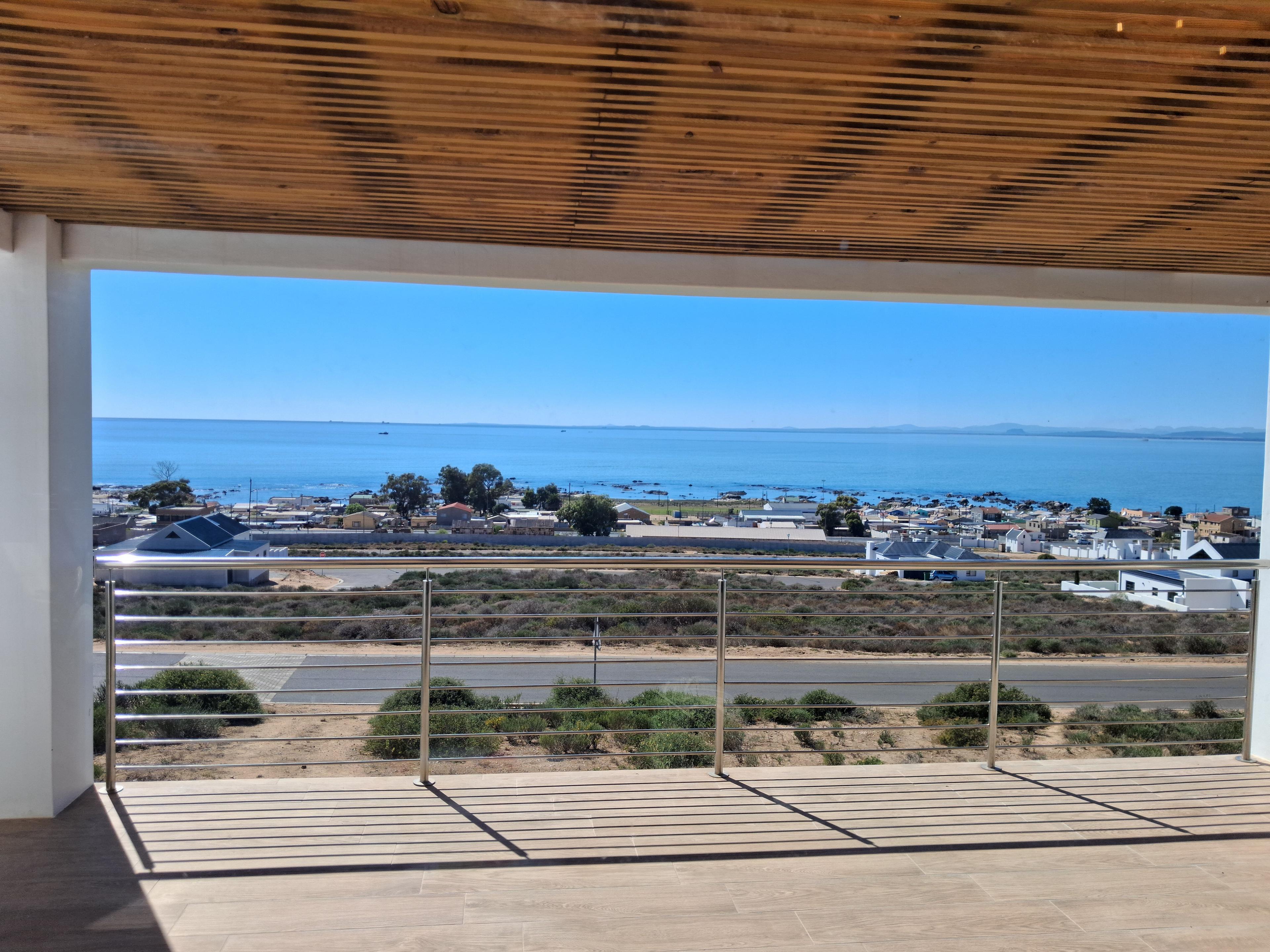 Image 2 of 6