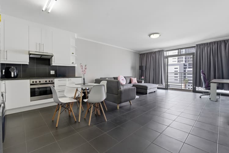 Main property image