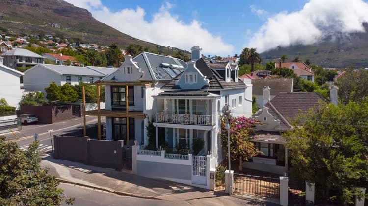 Main property image