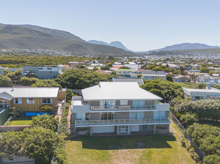 Main property image